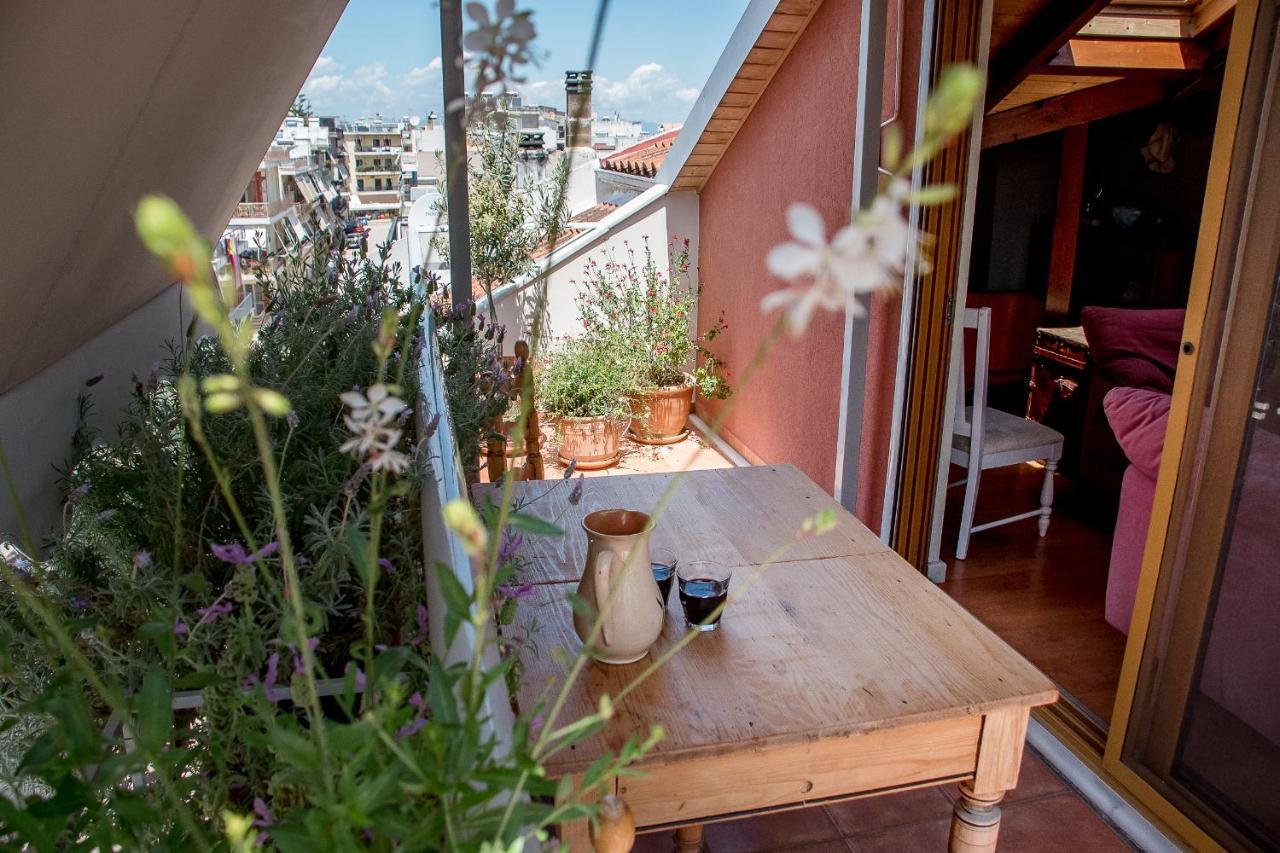 Country Style Attic In The Heart Of Preveza Appartement Buitenkant foto